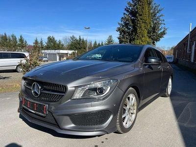Gebraucht Mercedes CLA200 Shooting Brake 156 PS (114 kW) 2015 Grau Kombi