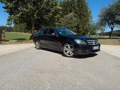 Gebraucht Mercedes C300 231 PS (169 kW) 2012 Schwarz Kombi