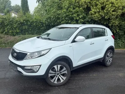 Gebraucht Kia Sportage Vision 136 PS (100 kW) 2015 Weiß SUV