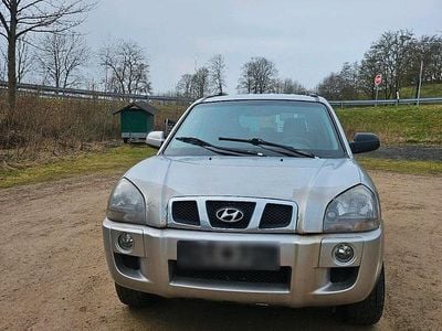 Gebraucht Hyundai Tucson 150 PS (110 kW) 2006 Silber SUV