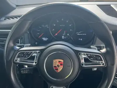 Begagnad Porsche Macan GTS 381 HK (280 kW) 2020 Grå SUV
