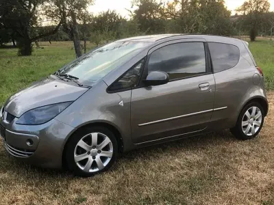 Gebraucht Mitsubishi Colt Inform 95 PS (69 kW) 2008 Grau Limousine