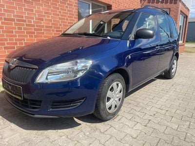 Second-hand Skoda Roomster 69 CP (50 kW) 2011 Albastru Monovolum