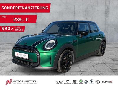 Gebraucht Mini Cooper Classic 136 PS (100 kW) 2021 British racing green iv metall Kleinwagen