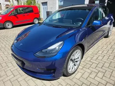 Usata Tesla Model 3 RWD 235 kW (320 CV) 2022 Bianco Berlina