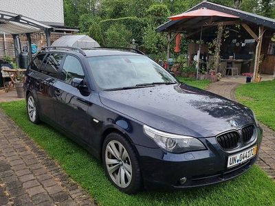 Gebraucht BMW 525 Sport Line 218 PS (160 kW) 2007 Blau Kombi