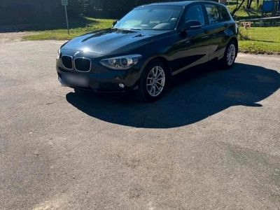 Gebraucht BMW 116 136 PS (100 kW) 2012 Schwarz Kleinwagen