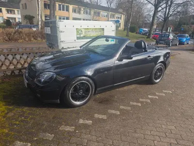 Używany Mercedes SLK230 193 KM (141 kW) 1999 Czarny Kabriolet