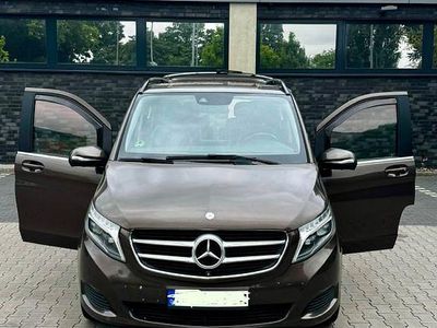 Usata Mercedes V220 163 CV (119 kW) 2014 Marrone Monovolume