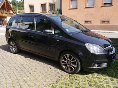 gebraucht Opel Zafira 1.8 Edition, schwarz, 7-Sitzer, gepflegter Zustand