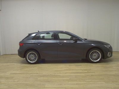 Grau Gebraucht 2022 Audi A3 Advanced Limousine | 16.680 € (Superpreis)