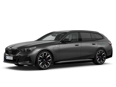 Gebraucht 2024 BMW 530 Comfort Edition Kombi | 62.411 €