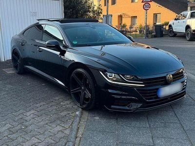 Gebraucht VW Arteon R-line 150 PS (110 kW) 2019 Schwarz Kleinwagen
