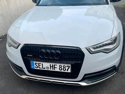 Weiß Gebraucht 2012 Audi A6 Allroad Kombi | 17.500 € (Etwas zu teuer)