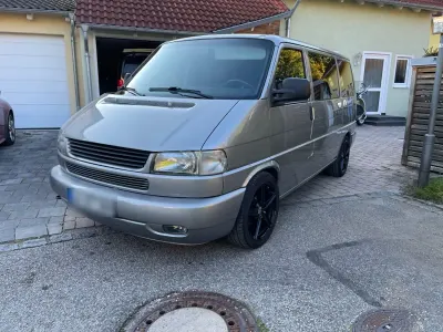 Gebraucht VW Caravelle 140 PS (102 kW) 1998 Grau Van