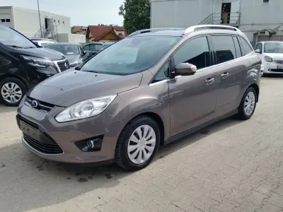 Gebraucht Ford Grand C-Max Titanium 140 PS (102 kW) 2014 Braun Van / Kleinbus