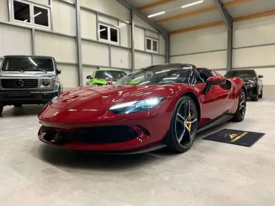 Nouă Ferrari 296 829 CP (609 kW) 2025 Roșu Cabrio