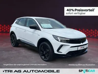 Gebraucht Opel Grandland X S 131 PS (96 kW) 2024 Jade weiß SUV