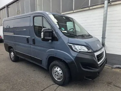 Gebraucht Peugeot Boxer 120 PS (88 kW) 2021 Grau Van
