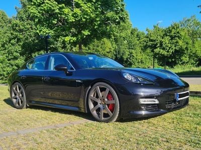 Porsche Panamera Turbo