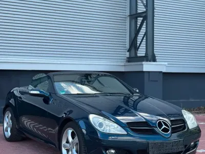 Gebraucht Mercedes SLK200 163 PS (119 kW) 2006 Blau Cabrio