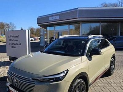 Gebraucht Honda HR-V Advance 107 PS (78 kW) 2022 Sand khaki pearl und schwarz SUV