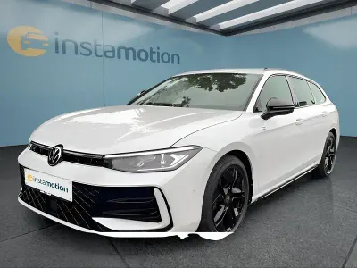 Gebraucht VW Passat 150 PS (110 kW) 2025 Weiß Kombi