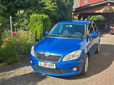 Gebraucht Skoda Fabia Best of 105 PS (77 kW) 2014 Blau Limousine