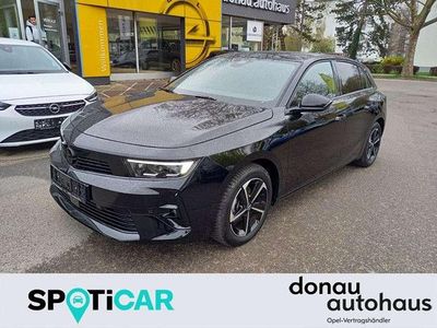 Second-hand Opel Astra 131 CP (96 kW) 2024 Negru Berlinǎ