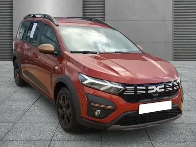 Neu Dacia Jogger Extreme 141 PS (103 kW) 2025 Braun Van / Kleinbus
