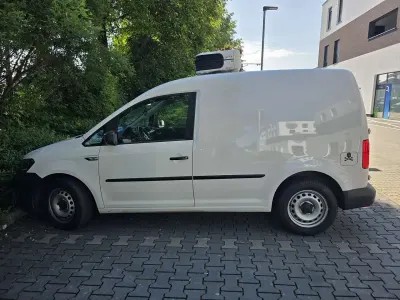Gebraucht VW Caddy 102 PS (75 kW) 2019 Weiß Van / Kleinbus