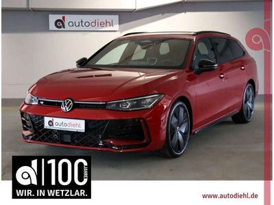 Gebraucht VW Passat R-line 193 PS (141 kW) 2024 Red metallic Kombi