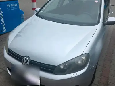 Gebraucht VW Golf VII Trendline 80 PS (58 kW) 2012 Silber Limousine
