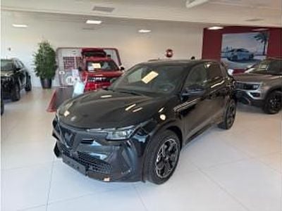 Neu Alfa Romeo GT Junior 136 PS (100 kW) 2026 Schwarz (nero tortona) Kleinwagen