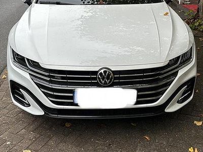 Second-hand VW Arteon R-line 271 CP (199 kW) 2021 Alb Berlinǎ