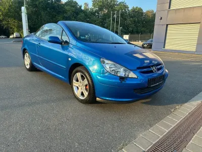 Gebraucht Peugeot 307 CC 136 PS (100 kW) 2004 Blau Cabrio