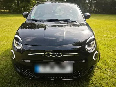 Gebraucht Fiat 500e La Prima 86 kW (118 PS) 2021 Schwarz Limousine