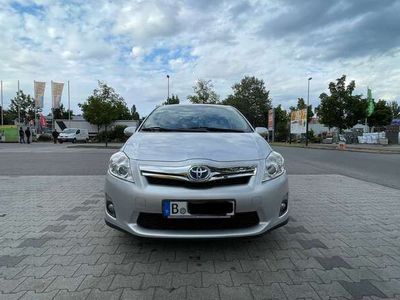 Toyota Auris Hybrid