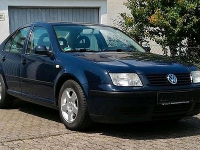 Gebraucht VW Bora Trendline 101 PS (74 kW) 1999 Blau Limousine