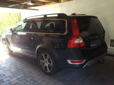Usata Volvo XC70 Pro 230 CV (169 kW) 2012 Blu Station wagon