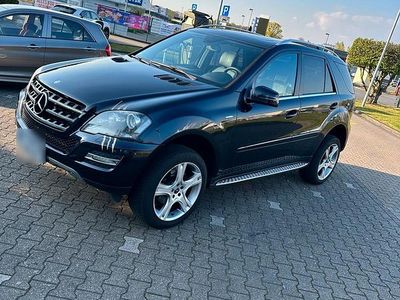 Gebraucht Mercedes ML350 270 PS (198 kW) 2011 Schwarz SUV