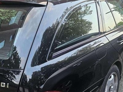 Mercedes E220