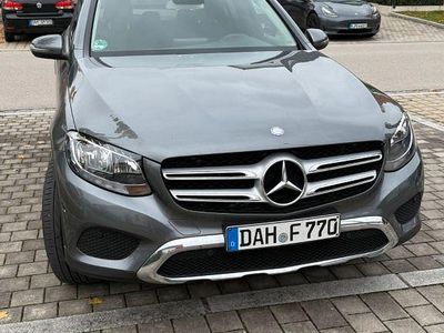 Mercedes GLC220