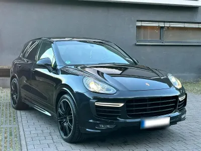 Gebraucht Porsche Cayenne Turbo 441 PS (324 kW) 2015 Schwarz SUV