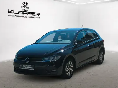 Gebraucht VW Polo Life 95 PS (69 kW) 2022 Deep black perleffekt Kleinwagen