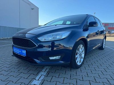 Gebraucht Ford Focus Trend 105 PS (77 kW) 2017 Blau Kombi