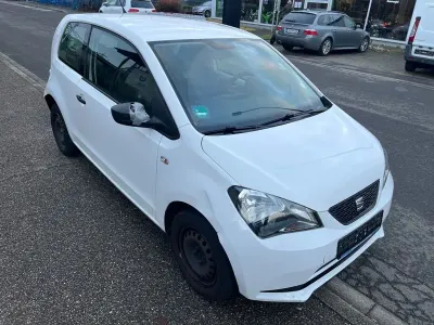 Używany Seat Mii Reference 68 KM (50 kW) 2014 Biały Hatchback