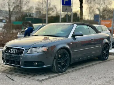 Używany Audi A4 Cabriolet S-Line 232 KM (170 kW) 2008 Szary Kabriolet