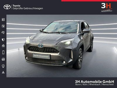 Gebraucht Toyota Yaris Cross Team 116 PS (85 kW) 2024 Grau SUV