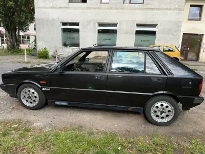 Gebraucht Lancia Delta 132 PS (97 kW) 1989 Schwarz Kleinwagen